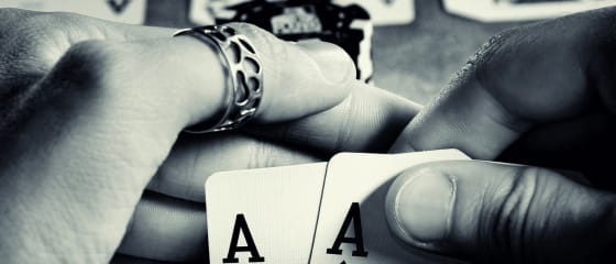 SÃ¥dan spiller du Dragon Poker [Begyndervejledning]